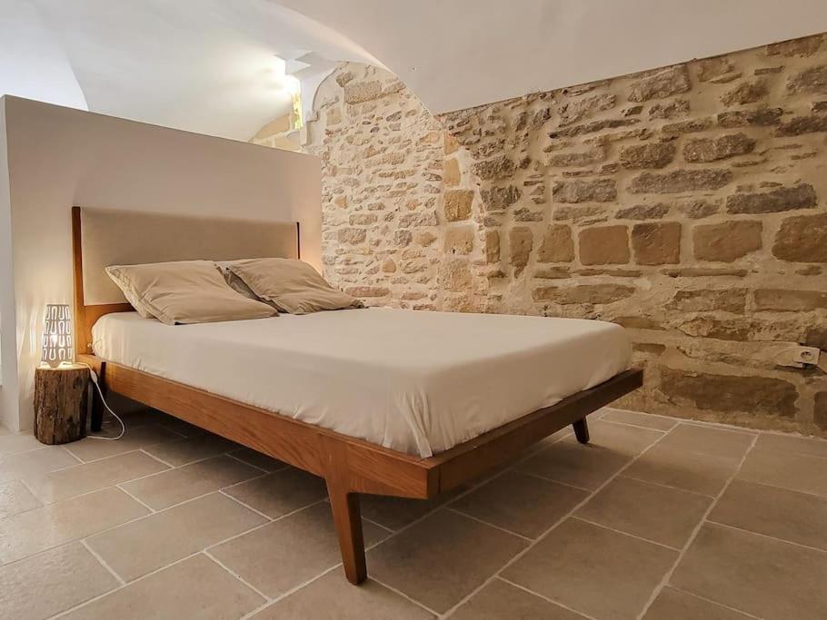 Studio Spacieux De Caractere Montaren-et-Saint-Médiers Eksteriør billede